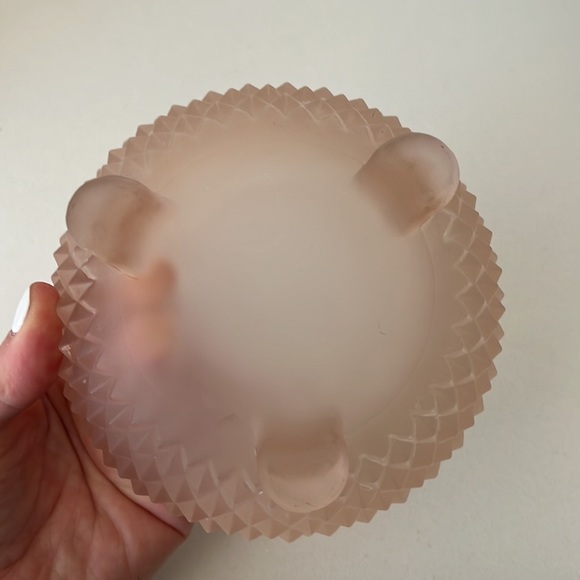 Indiana Glass Pink Satin Diamond Point dish - Picture 5 of 8